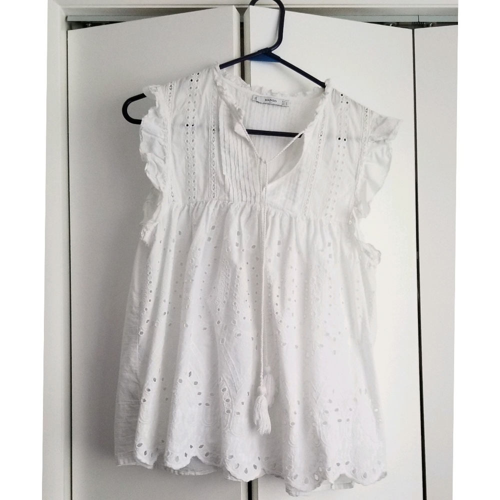 Baby doll eyelet white shirt